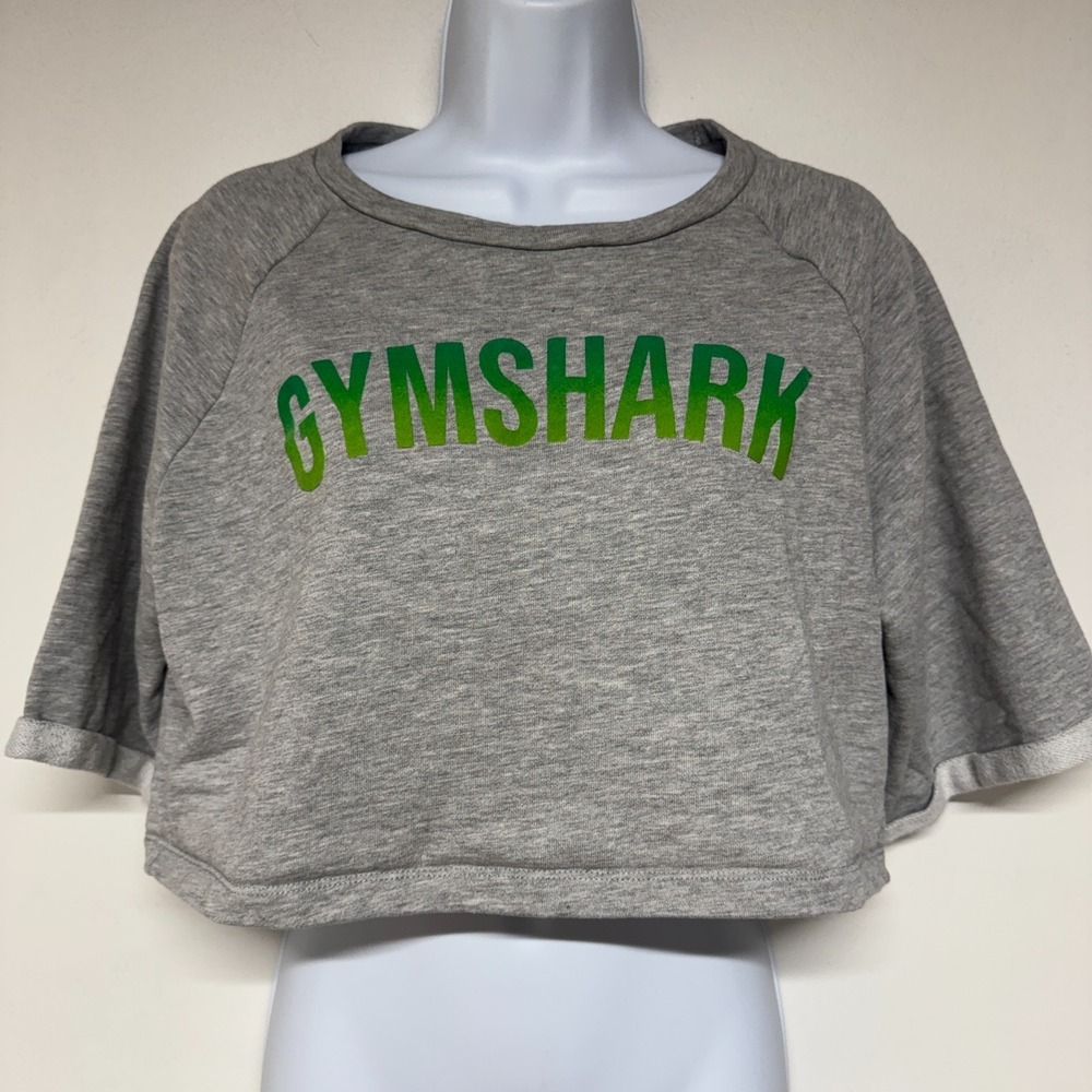 Gymshark Cropped Sweatshirt Size L 3/4 Sleeve Crew Neck Active Gray